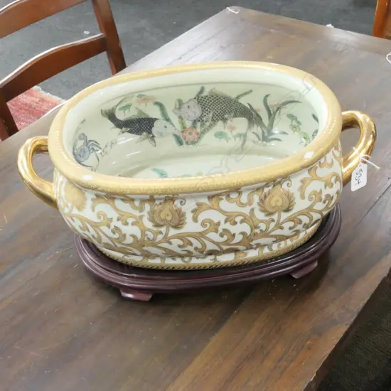 CHINESE TWO HANDLED BASIN DECORATED W/ FISH W. 450MM