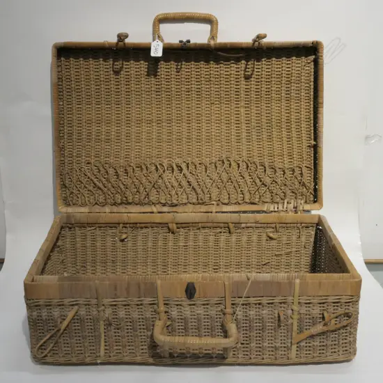 VINTAGE PICNIC HAMPER L 600 MM