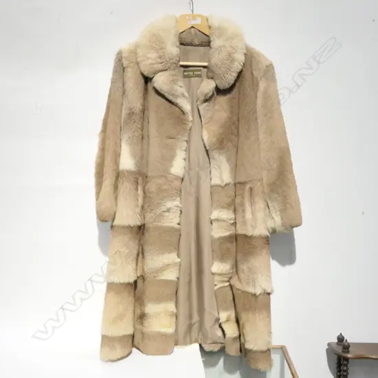 VINTAGE KANGAROO FUR COAT