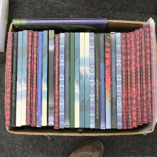 BOX OF NZ STAMP COLLECTIONS FOLDERS WITH NO STAMPS