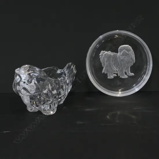 ART VANNES PEKINGESE AND ENGRAVED COASTER