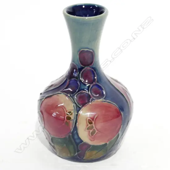 MOORCROFT MODERN VASE BIRD & FRUIT PATTERN H. 105MM