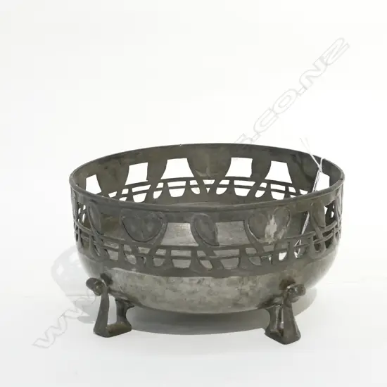 ARCHIBALD KNOX 0924 SHAPE PEWTER BOWL