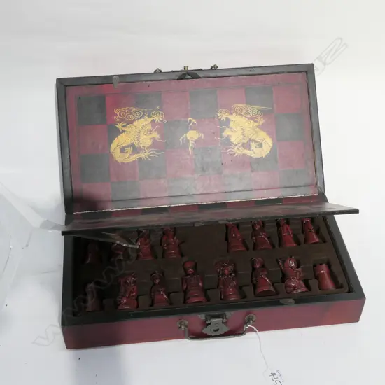 CHINOISERIE CHESS SET W. 410MM