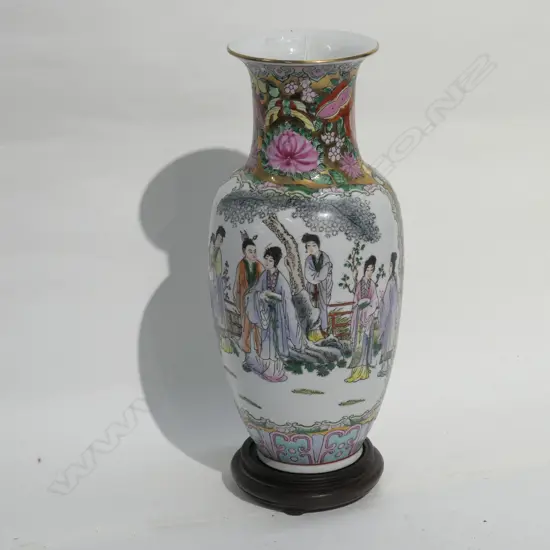 ORIENTAL STYLE VASE H 320MM