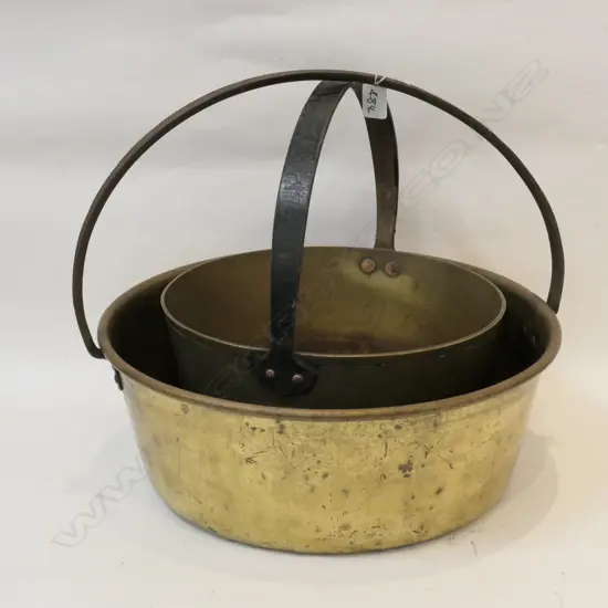 CAST BRASS PRESERVING PAN + SPUN BRASS PRESERVING PAN LARGEST DIA. 415