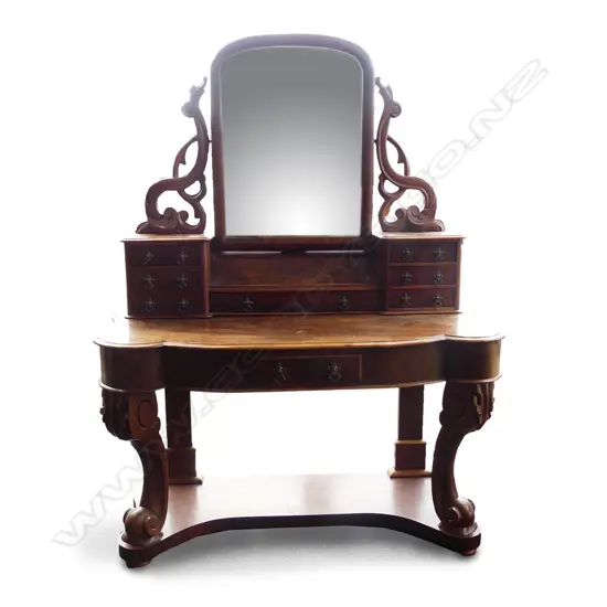 VICT MAHOGANY DRESSING TABLE