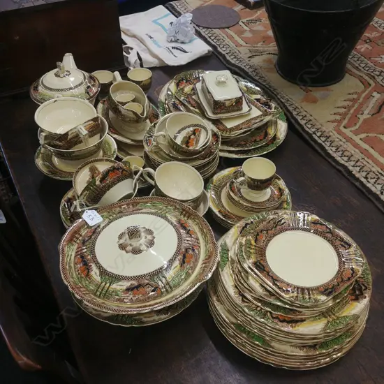 LARGE ALEXANDER POTTERIES DINNER SERVICE