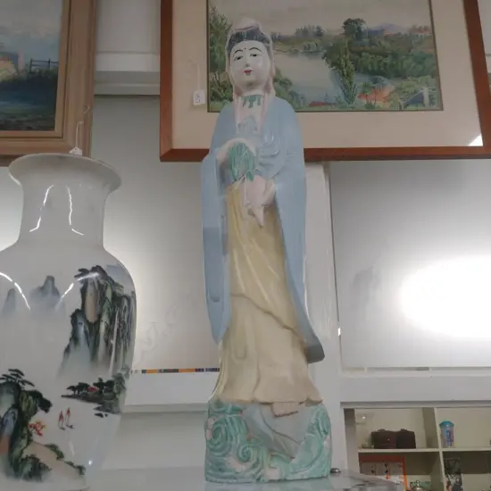 CARVED/PAINTED WOODEN FIGURE