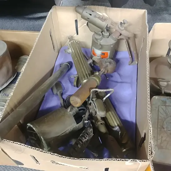 BOX LOT BRASS BURNERS