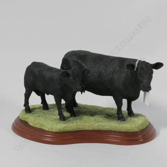 BORDER FINE ARTS ABERDEEN ANGUS COW & CALF--BOXED