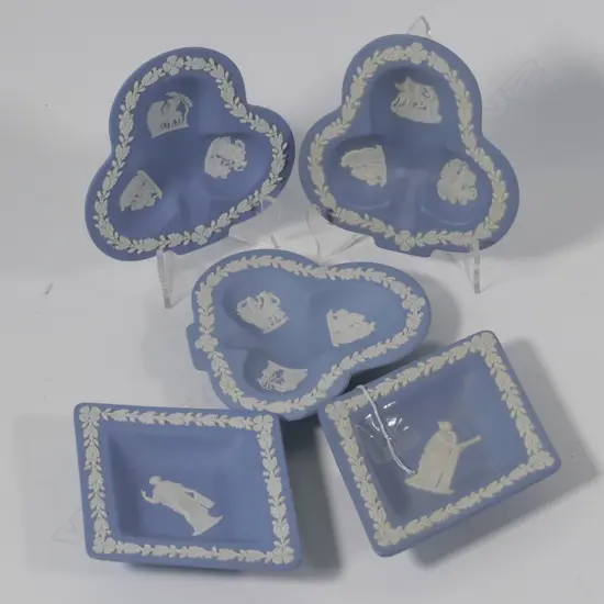 WEDGWOOD JASPERWARE 5 PCS