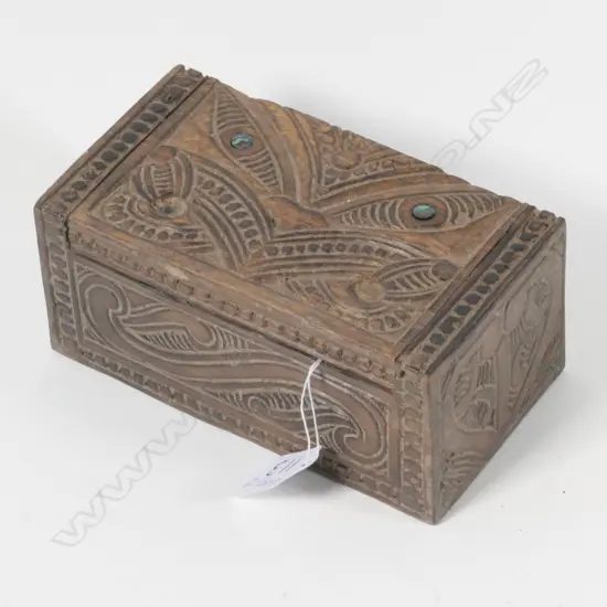 MAORI CARVED HARDWOOD BOX 155x85x70mm