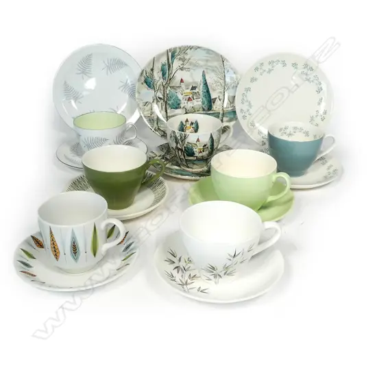 SEVEN GOOD VINTAGE 1950s-1960s CUPS & SAUCERS AND TRIOS