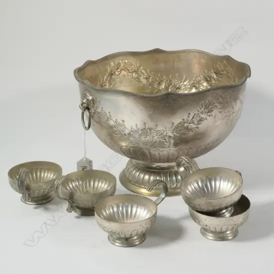 LARGE ENGLISH SILVER PLATE ICE BUCKET