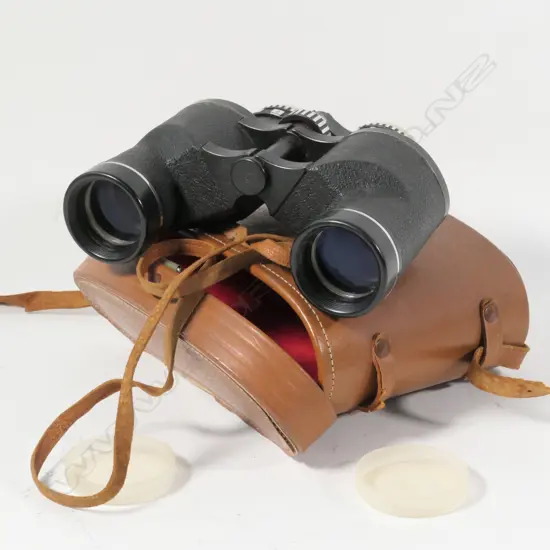 BINOCULARS IN CASE, "OCTRA"
