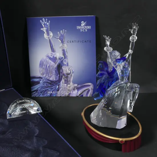 SWAROVSKI BOXED MAGIC OF DANCE ISADORA 2002 WITH STAND + PLAQUE H 200 MM