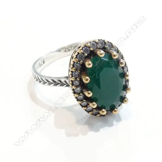 FAUX EMERALD DIAMOND CLUSTER RING OVAL