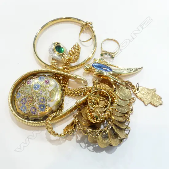 PINK BAG COSTUME JEWELLERY; SATSUMA BROOCH +