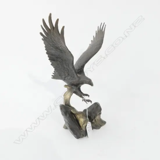 BRONZE SCULPTURE OF AN EAGLE BY RR VAN RUYCKEVELT  WINGS OF GLORY H  280 MM