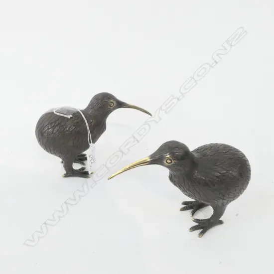 PR OF CAST BRONZE KIWI H 100 MM