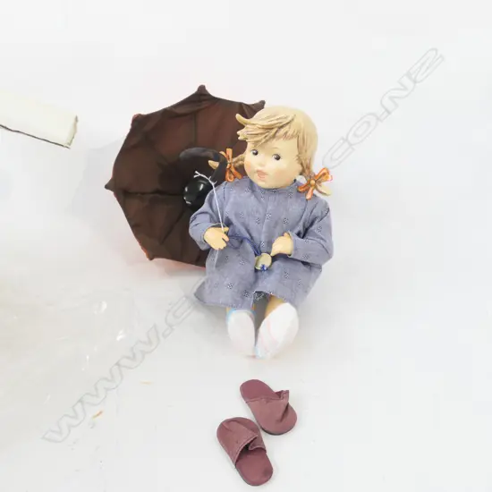 HUMMEL 'UMBRELLA GIRL CLOTH & VINYL DOLL', 1988 BY DANBURY MINT