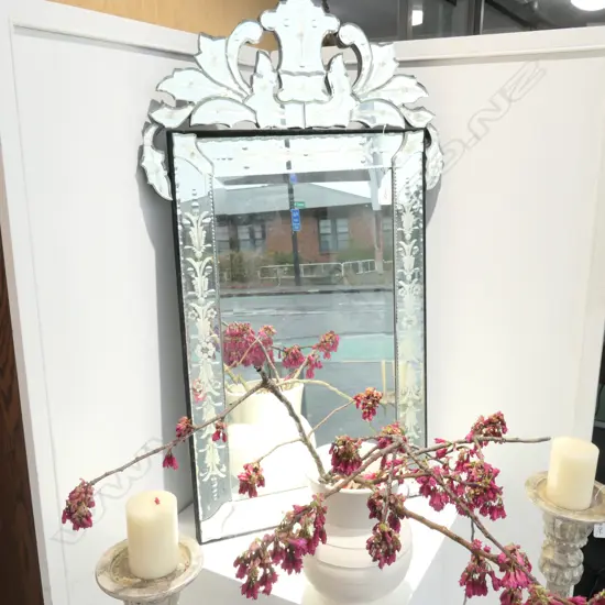 VENETIAN STYLE MIRROR 580 x 1000mm