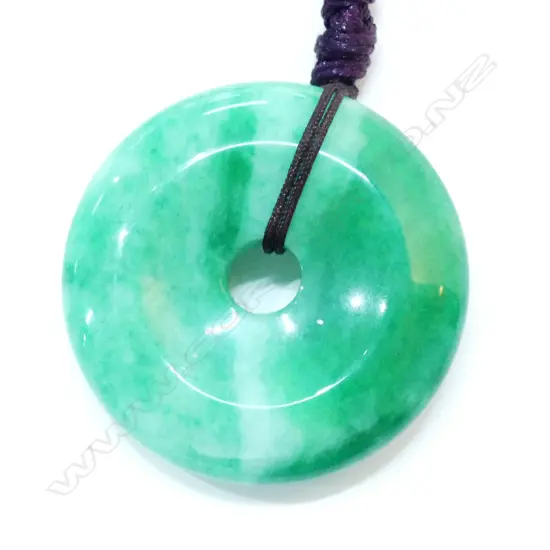 JADEITE VIBRANT GREEN PIERCED BI DISC DIA.40mm