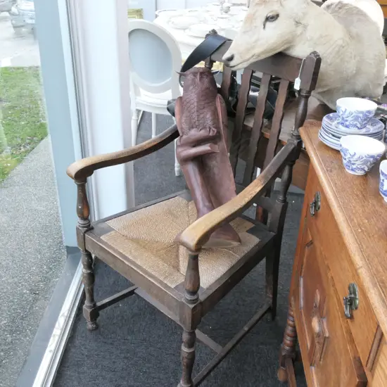 OAK CARVER CHAIR WITH SEAGRASS SEAT