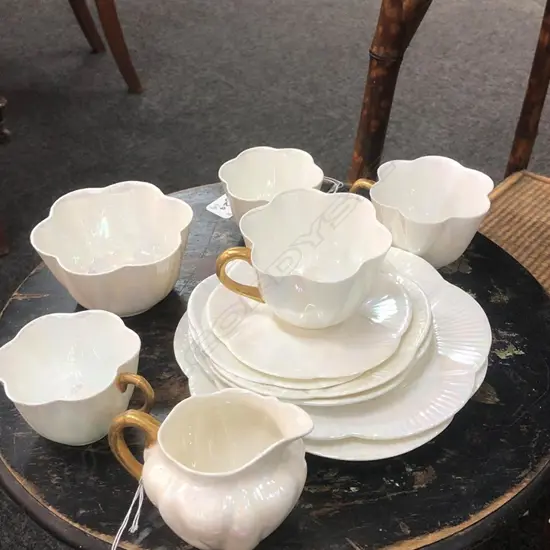 12 PCE FOLEY SPANO-LUSTRA IRIDESCENT GLAZE CHINA INCL. JUG, TWO TEACUPS, SAUCERS AND PLATES, 2 COFFEE CUPS AND PLATES