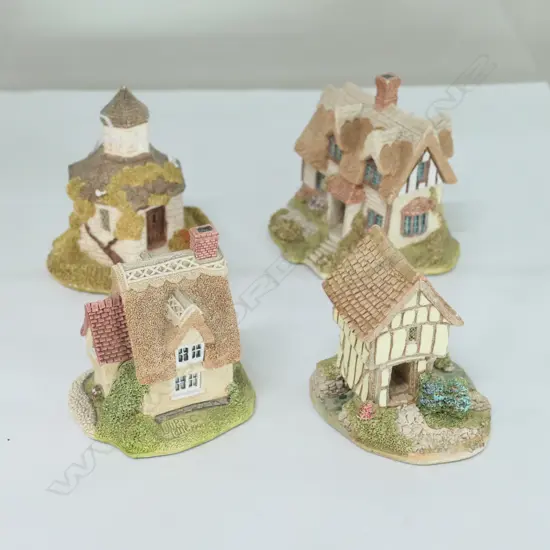 LILLIPUT HOUSES X 4