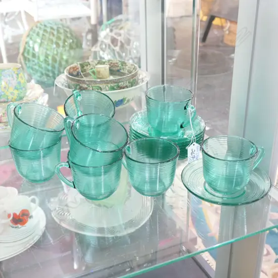 18 PCE ALCOLOC FRENCH GREEN GLASS TEA SET; 9 CUPS, 9 SAUCERS