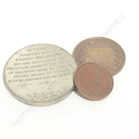 4 ASST MEDALLIONS/BELL MEDAL/RAFFLED ETC 