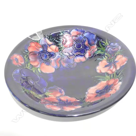 WALTER MOORCROFT ANEMONE BOWL. DIA. 245mm