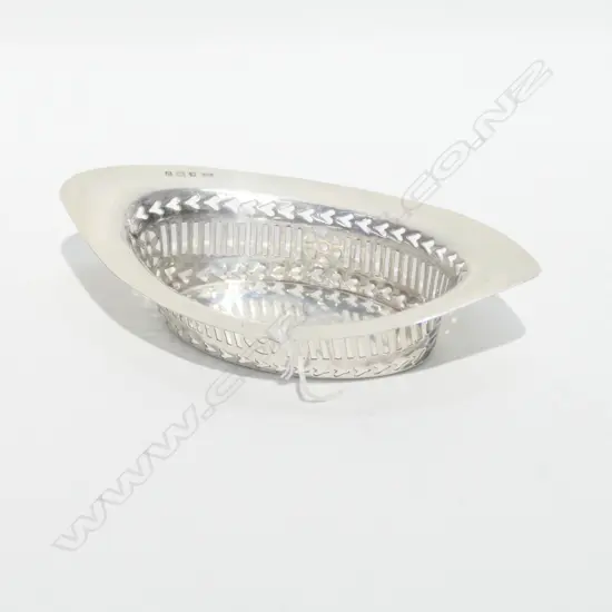 GEORGE V SILVER BONBON DISH, BIRMINGHAM 1914. 51gm