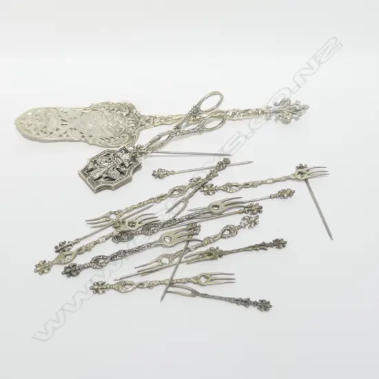 SILVER PLATE CAKE SLICE/ASPARAGUS TONGS/OYSTER FORKS