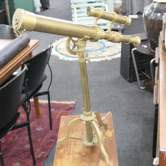 ANTIQUE BRASS TELESCOPE ON STAND 