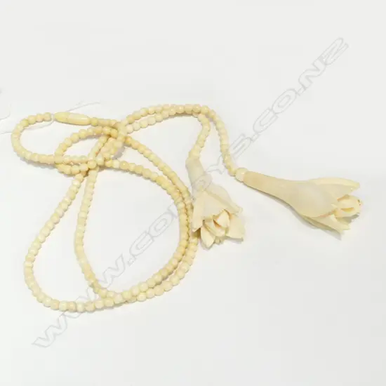 ANTIQUE CHINESE IVORY BEADS NECKLACES WITH ROSE TASSELS L. 900 MM