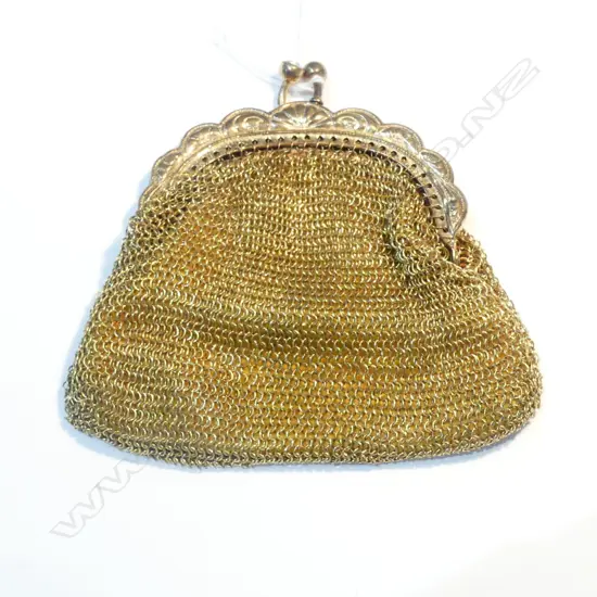 GOLD TONE MESH PURSE
