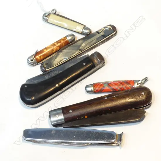 6 ASST POCKET KNIVES