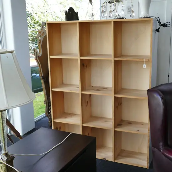 PINE BOOKCASE H 1540 MM