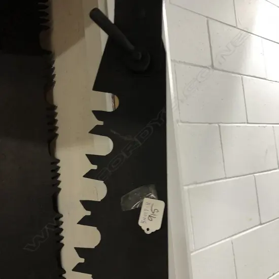 2 MAN M-TOOTH (ARCHED BACK) CROSSCUT SAW