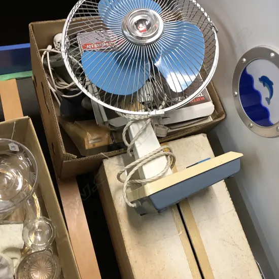 2 BOXES GAS STOVE /TV /FRAME FANS/ETC