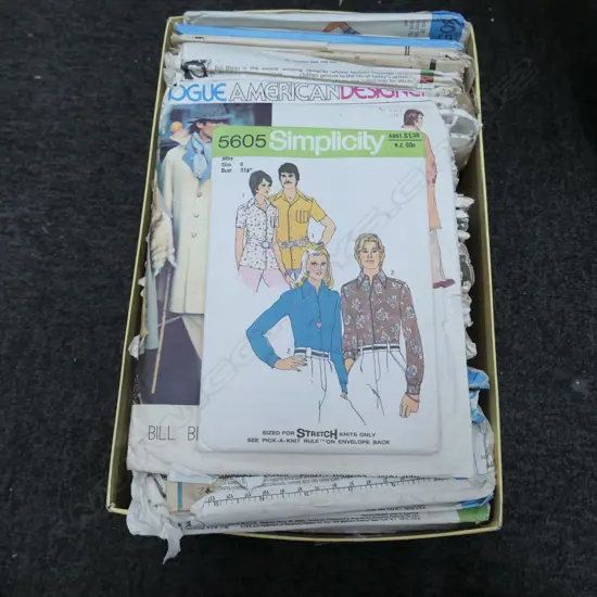 LARGE COLLECTION RETRO MENS SEWING PATTERNS 