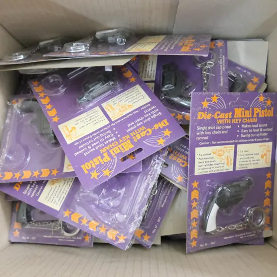 LOT ASST DIE CAST MINI PISTOLS