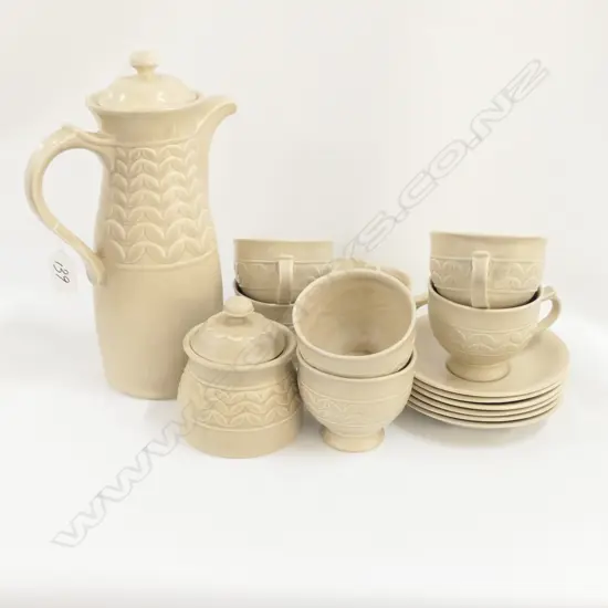 15 PCE RETRO ARTHUR WOOD ENGLISH COFFEE SET; 6 CUPS, 6 SAUCERS, JUG, SUGAR, COFFEE POT