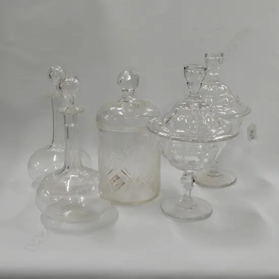 CRYSTAL DECANTERS/BARREL/+ 2 LIDDED DISHES  
