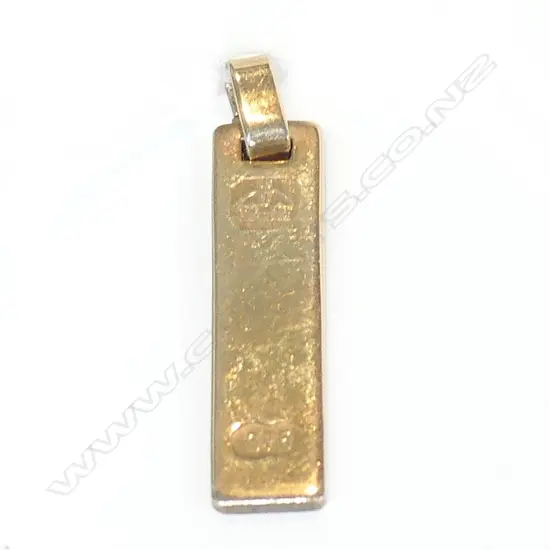 2.77GM 9CT YELLOW GOLD PENDANT ENGRAVED CROWN