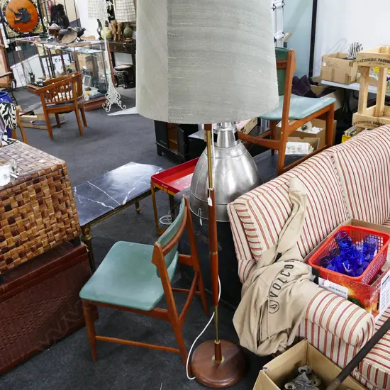 RETRO MAHOGANY AND BRASS FLOORLAMP 1450MM H TO BULB