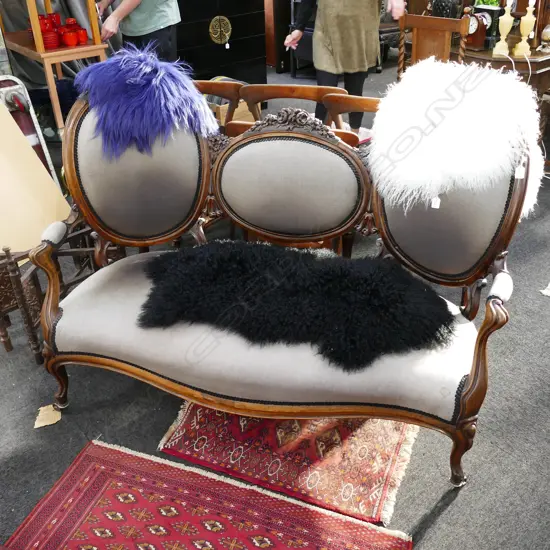 VICT DOUBLE END MAHOGANY FRAMED SOFA